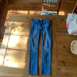 calvin klein jeans. very stretchy and comfy.